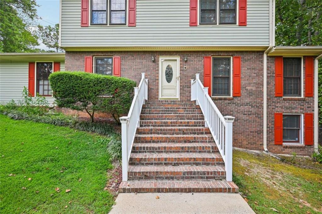 6092 Lakeshore Drive