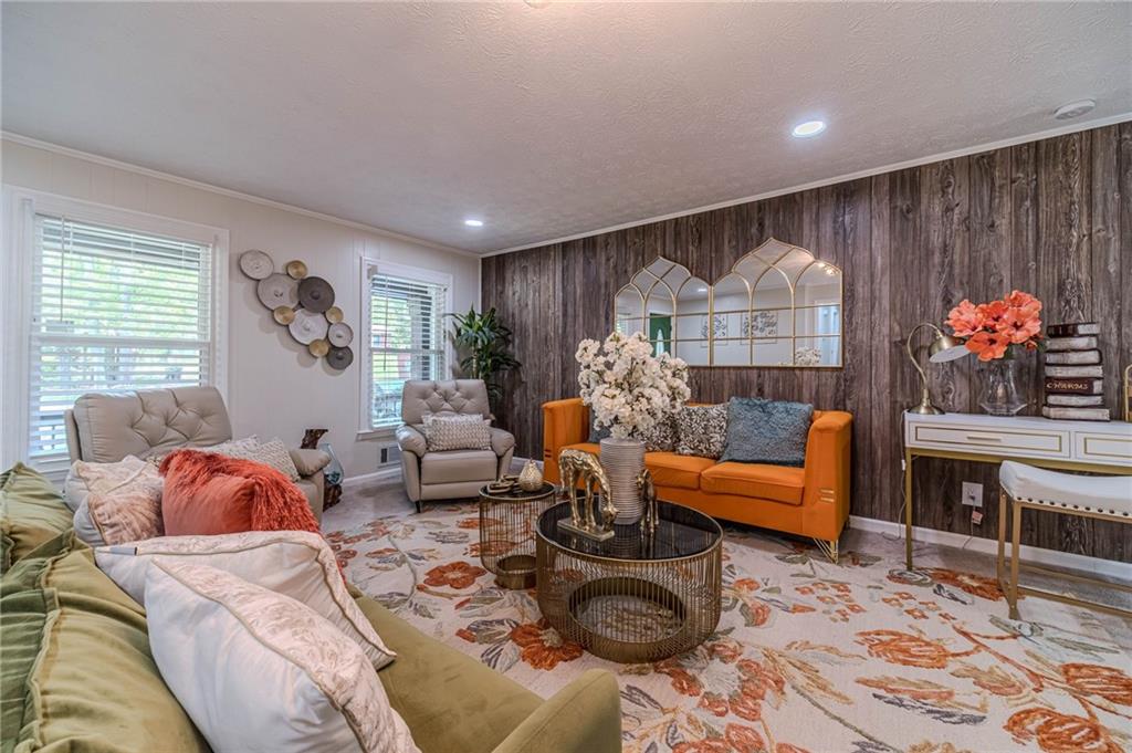 4100 Springlake Circle, Buford, Georgia image 10