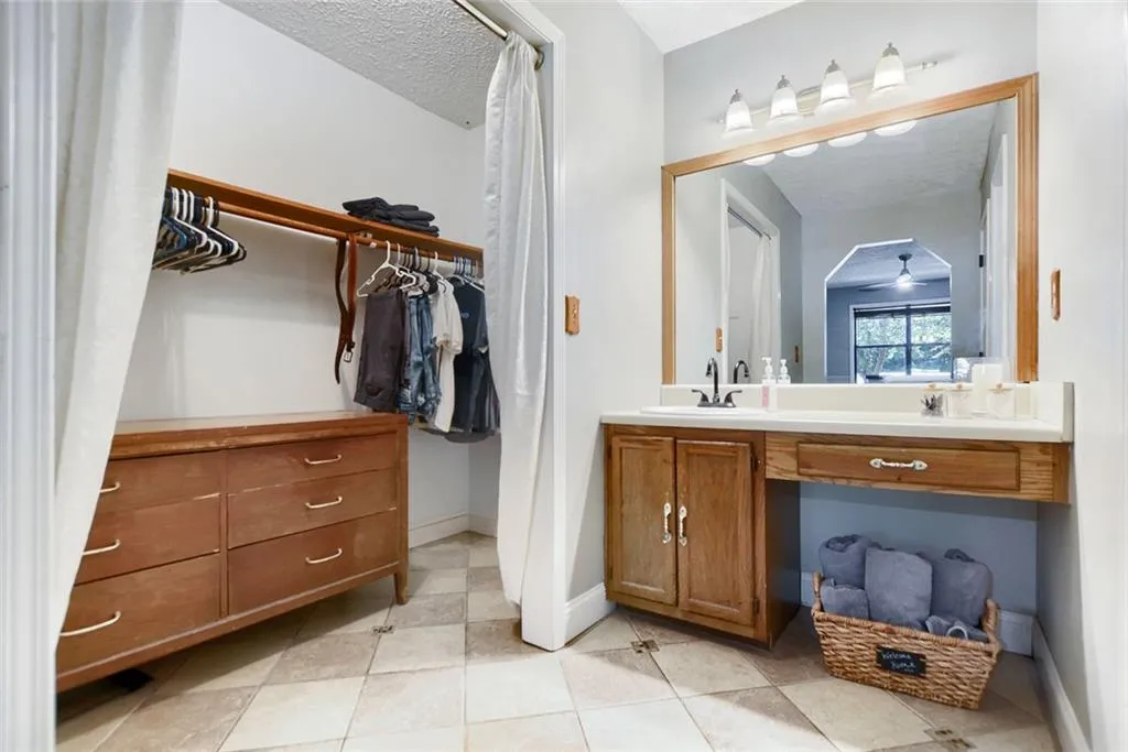 Dallas, Georgia 30132, United States, 3 Bedrooms Bedrooms, ,2 BathroomsBathrooms,Residential,Coming Soon,166948