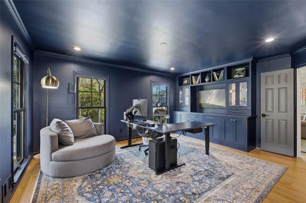 4186 Riverhill Court NE