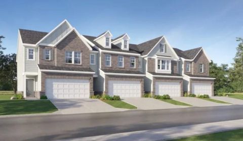 Townhouse For Sale - 2602 Adventure Way<br/> Doraville, GA 30360