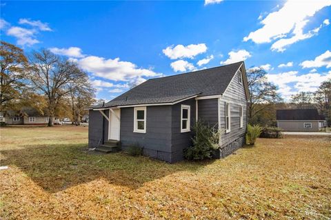 A home in Newnan