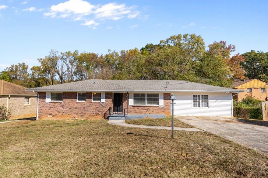 3 Bedroom, 2 Full Bath Ranch-Style Home just minutes away from schools, shopping, and major highways! The kitchen offers plenty of Cabinet Space, Electric Stove/Oven, Vent Hood, Refrigerator, and has an open floor plan to the Dining Room.  Enjoy the Back Patio and the Private Fenced-In Back Yard perfect for relaxing and entertaining. No Pets please. *Additional $40.00 per Month Resident Benefits Package includes rental insurance and more.