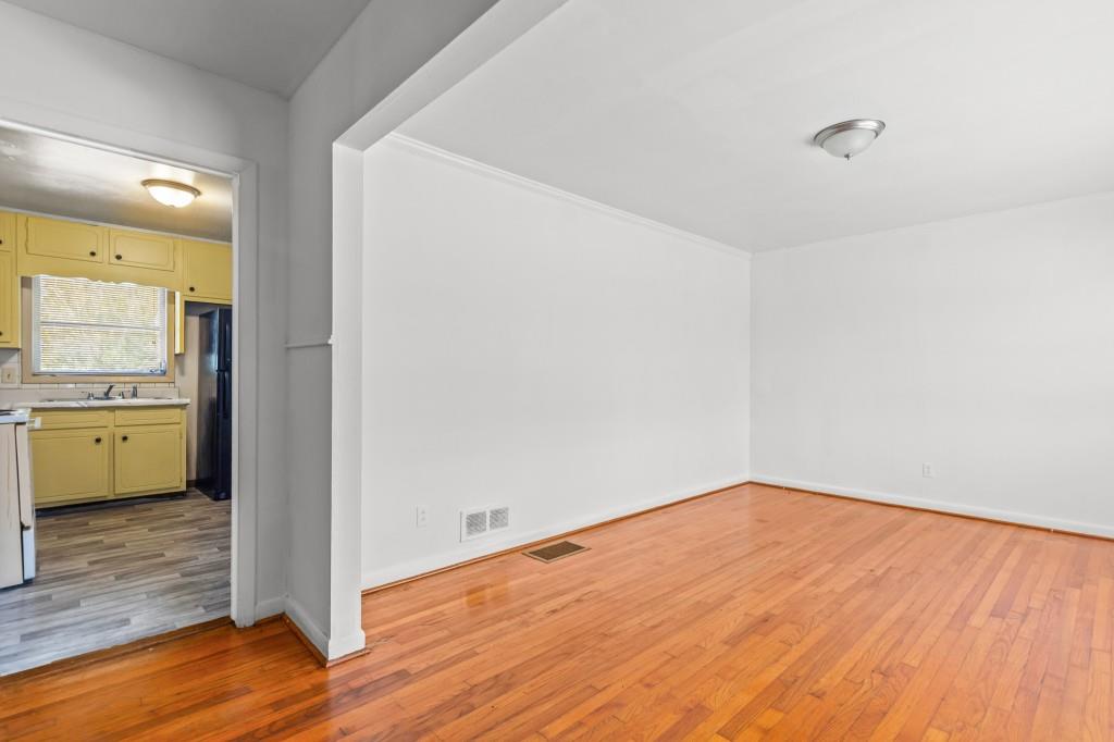 Emerald Estates - Residential Lease