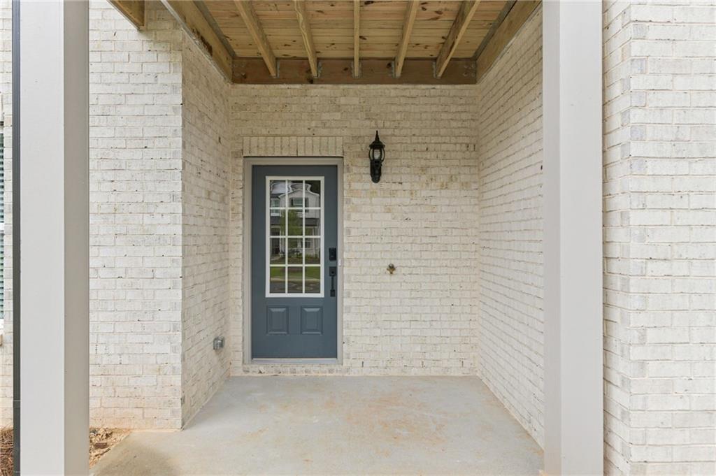 433 Elise Way