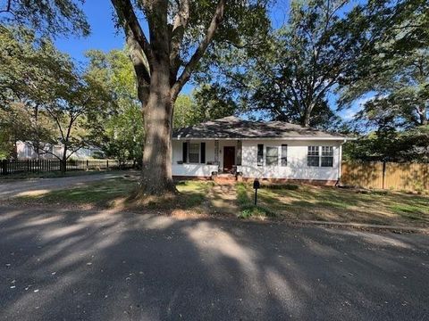 17 Terrace Ave Avenue Lindale GA 30161