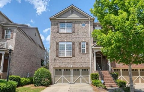 Townhouse For Rent - 3888 Fairhill Point<br/> Alpharetta, GA 30004