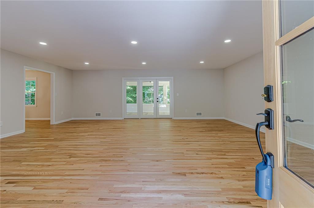 4296 Huntington Circle
