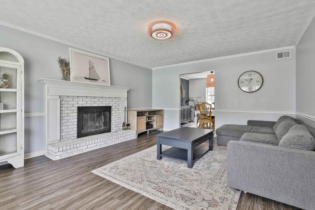 1110 Iveydale Lane