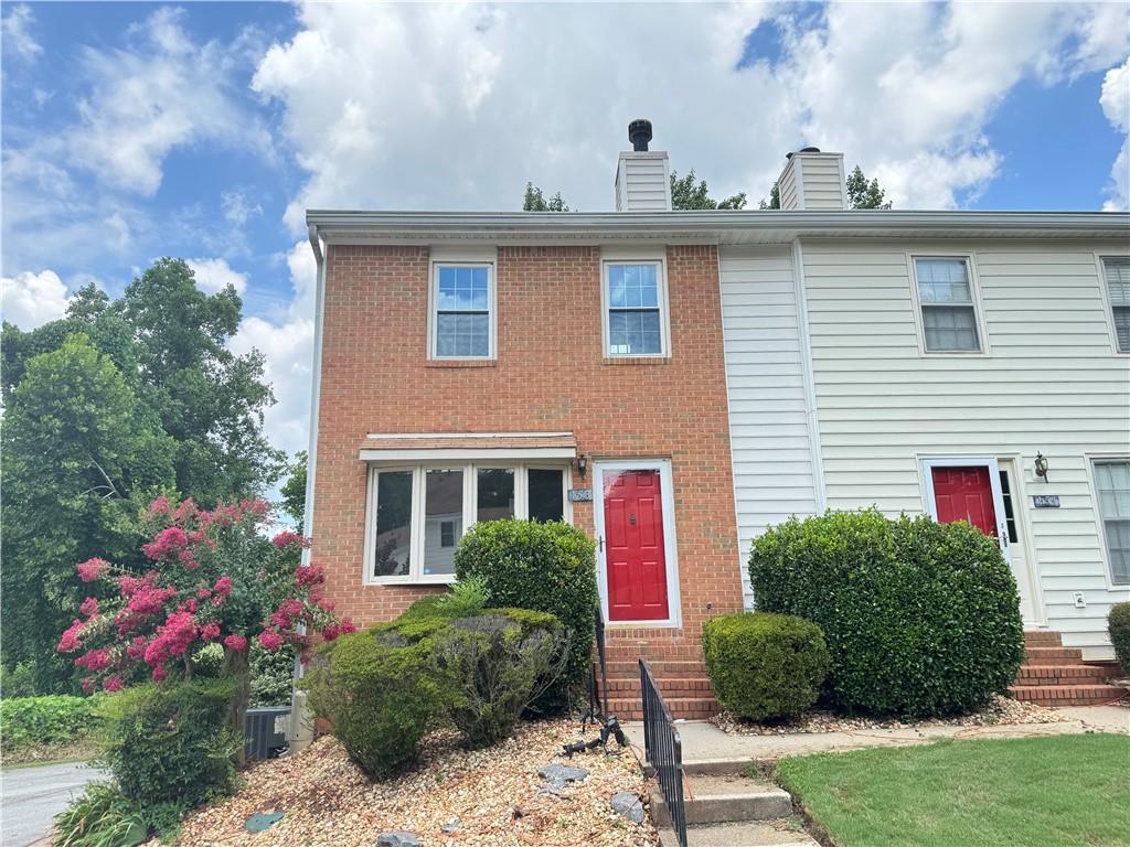 153 Holcomb Ferry Road