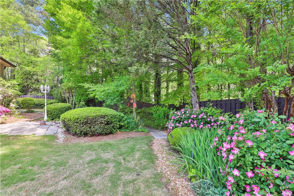 1302 Desoto Falls Court, Atlanta, Georgia image 31