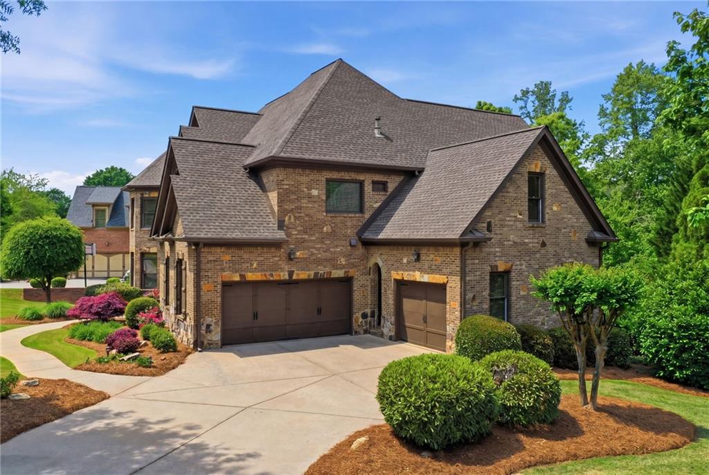 3501 Falls Branch Court