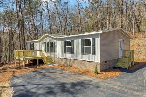 Homes For Sale - 136 Poplar Drive<br/> Dawsonville, GA 30534