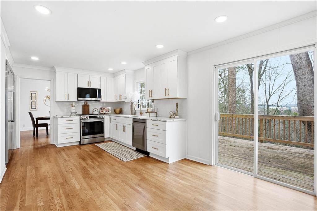 2958 Applewood Court NE