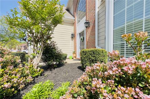 A home in Dacula