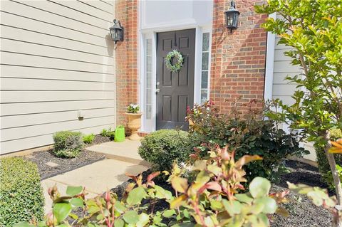 A home in Dacula