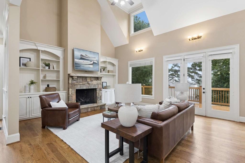 3330 Chimney Point Drive
