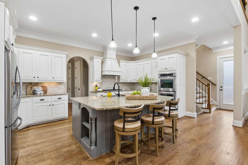 3330 Chimney Point Drive