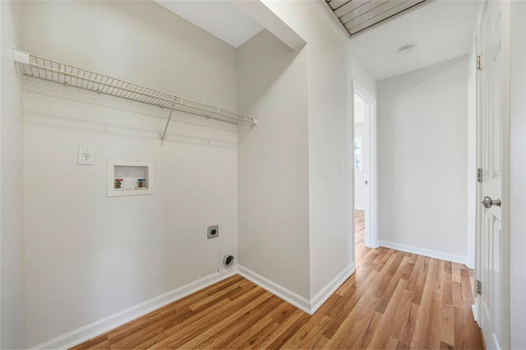 221 Cutbank Court, Atlanta, Georgia image 27