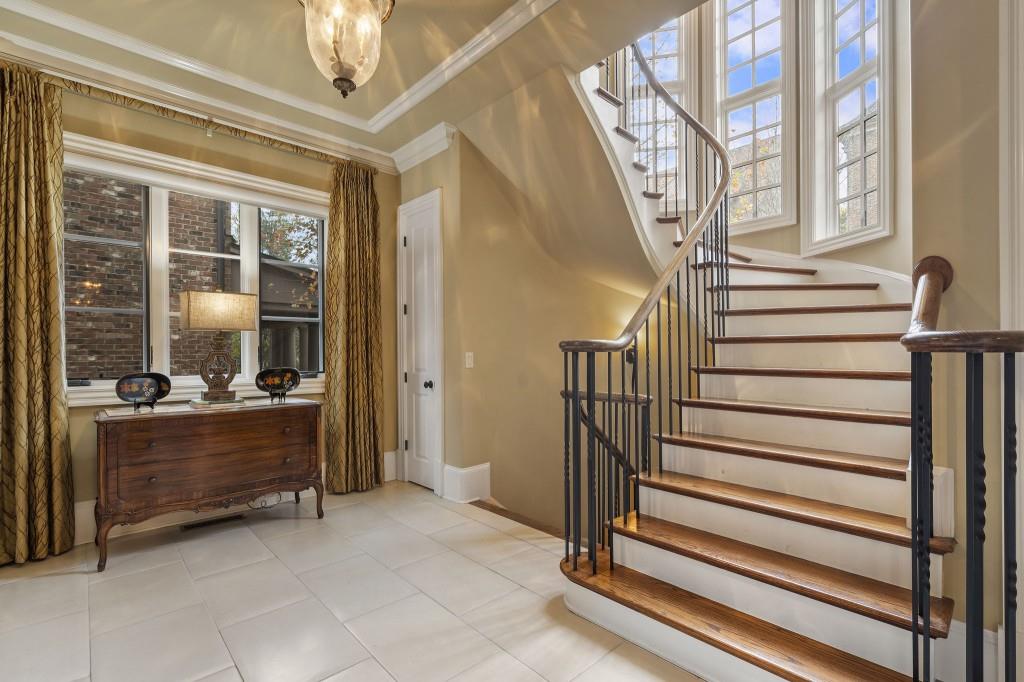 Paces View - Residential