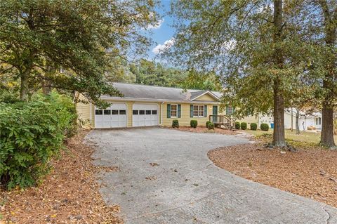 A home in Lilburn