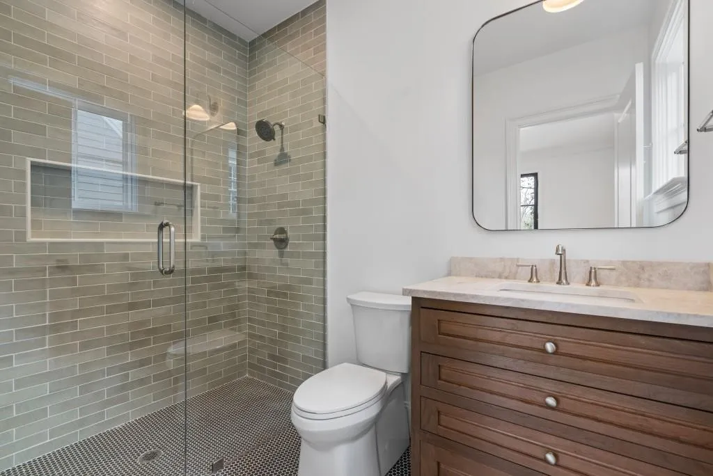 Atlanta, Georgia 30305, United States, 4 Bedrooms Bedrooms, ,5 BathroomsBathrooms,Residential,Active,83524