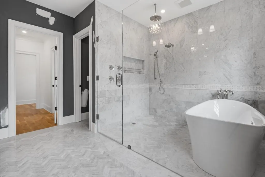 Atlanta, Georgia 30305, United States, 4 Bedrooms Bedrooms, ,5 BathroomsBathrooms,Residential,Active,83524