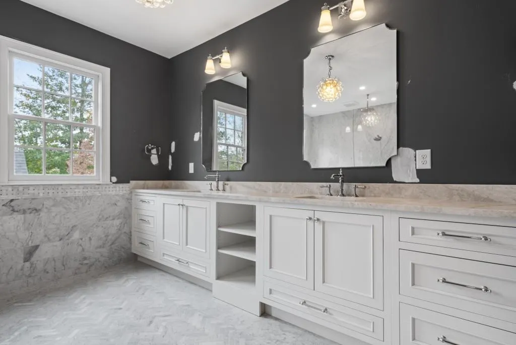 Atlanta, Georgia 30305, United States, 4 Bedrooms Bedrooms, ,5 BathroomsBathrooms,Residential,Active,83524