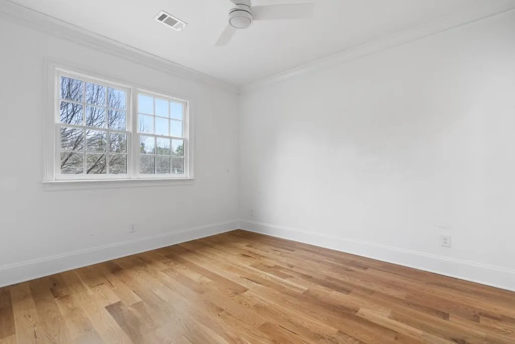 Atlanta, Georgia 30305, United States, 4 Bedrooms Bedrooms, ,5 BathroomsBathrooms,Residential,Active,83524