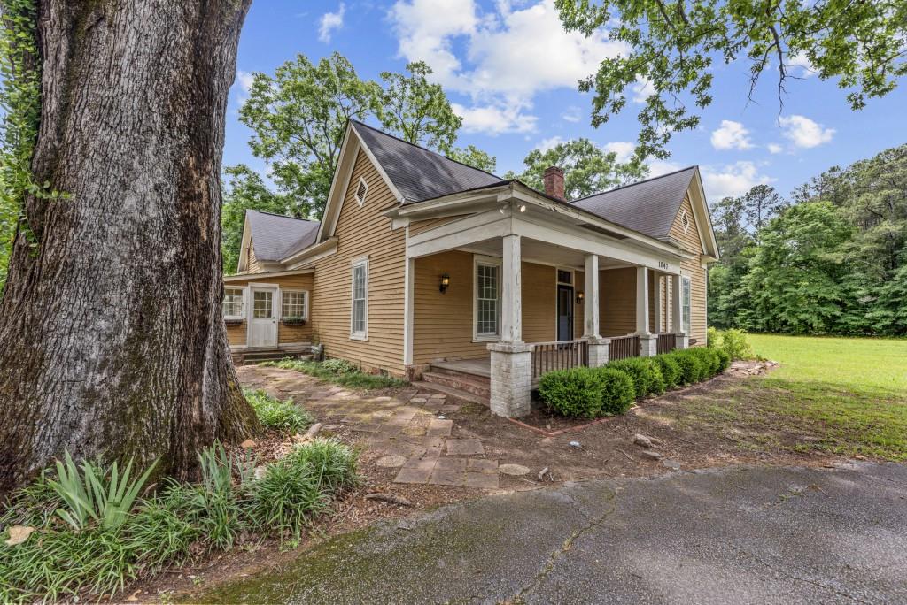 1047 Dixie Road