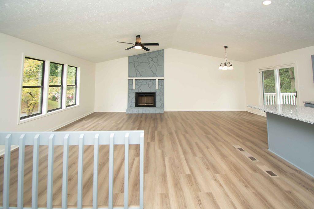 2389 JACK CREEK Road SW