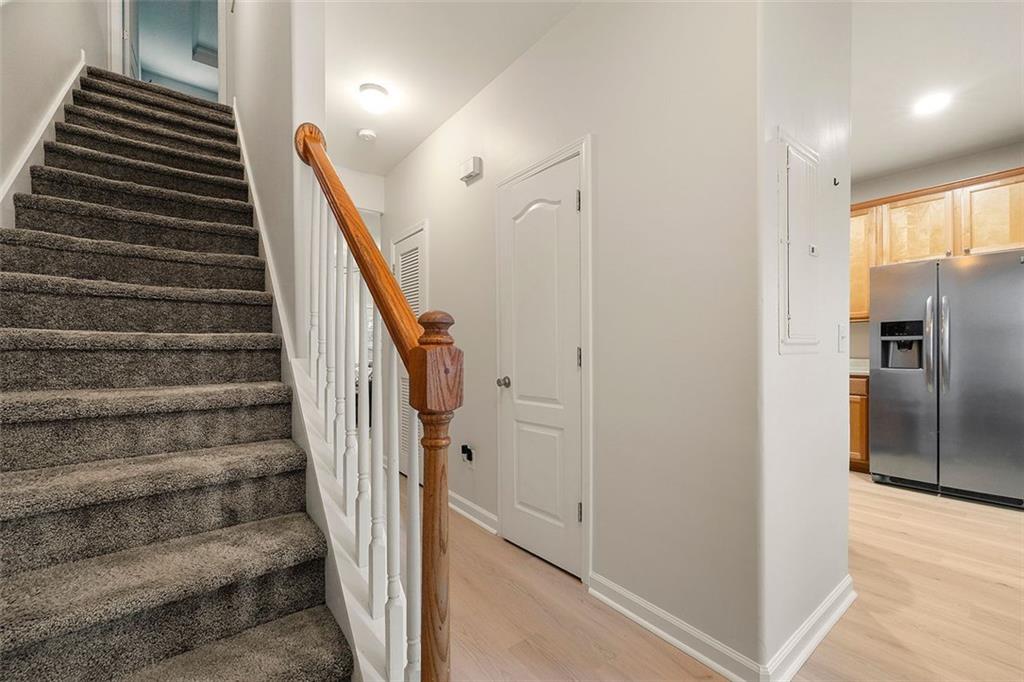 5221 Timber Hills Drive, Oakwood, Georgia image 4