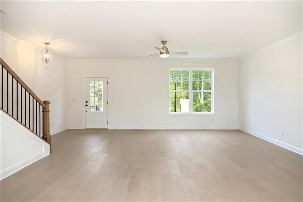 634 Oakleaf Grove Lane