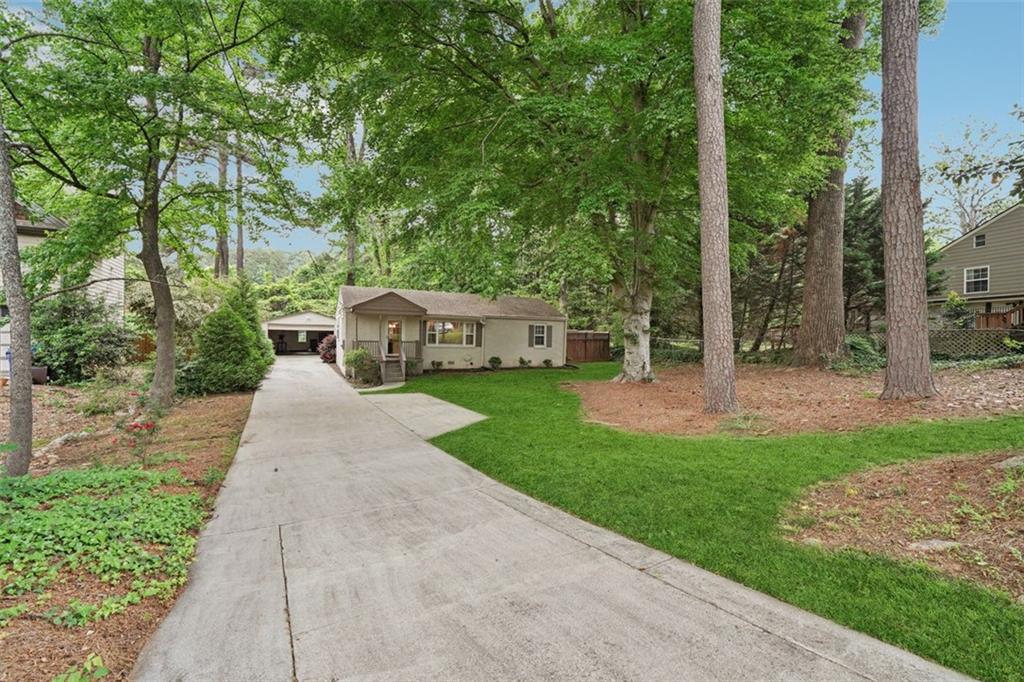2586 VALLEY STREAM Drive