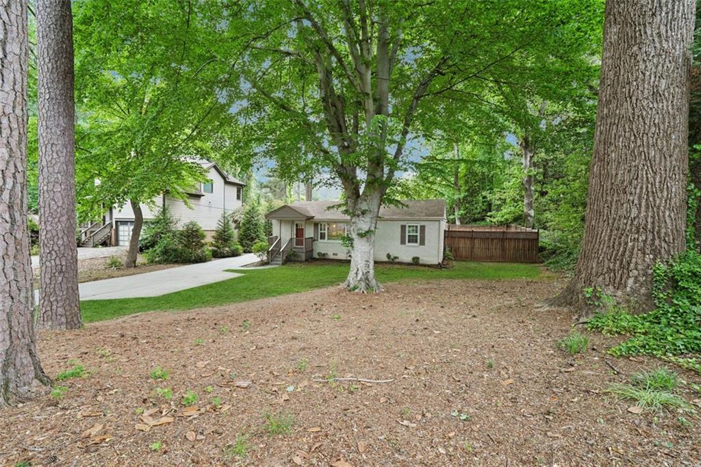 2586 VALLEY STREAM Drive