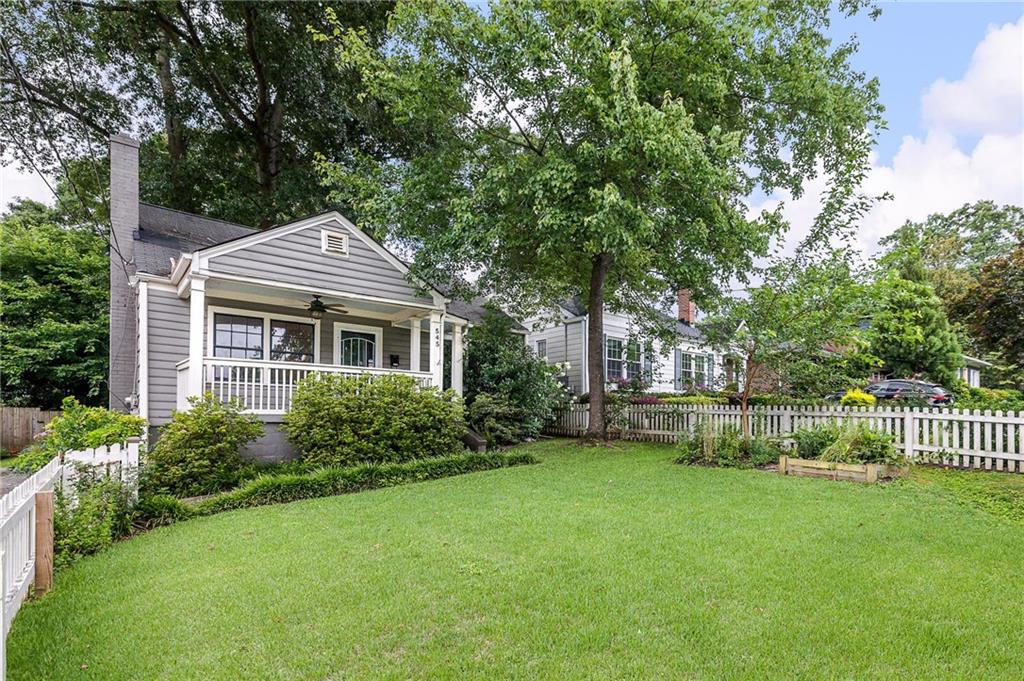 545 Oakdale Road NE