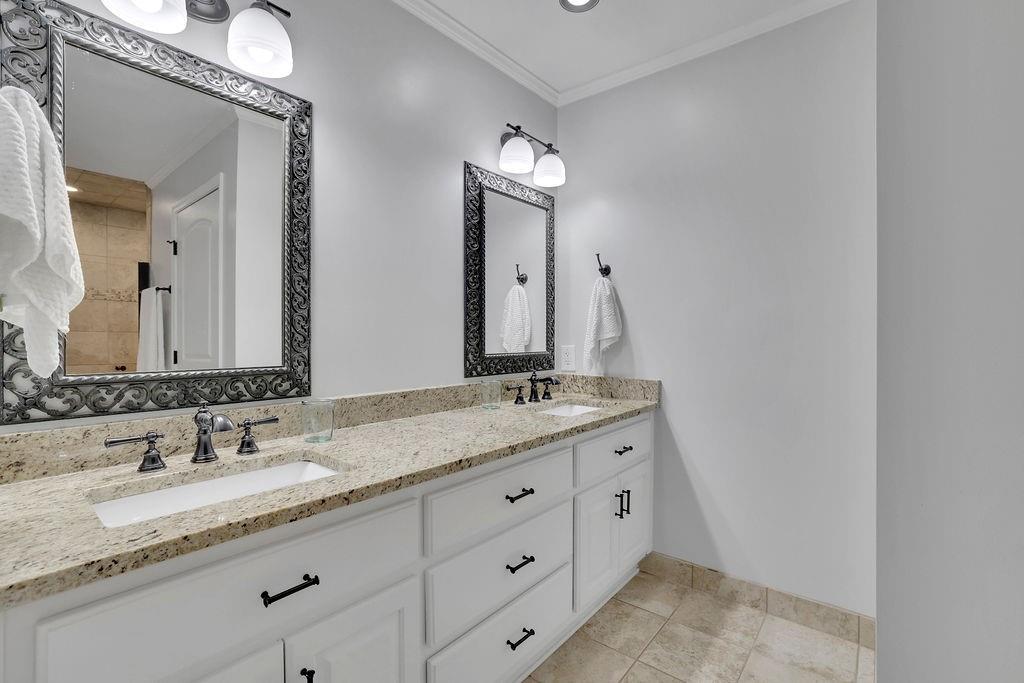 2095 Honeysuckle Drive