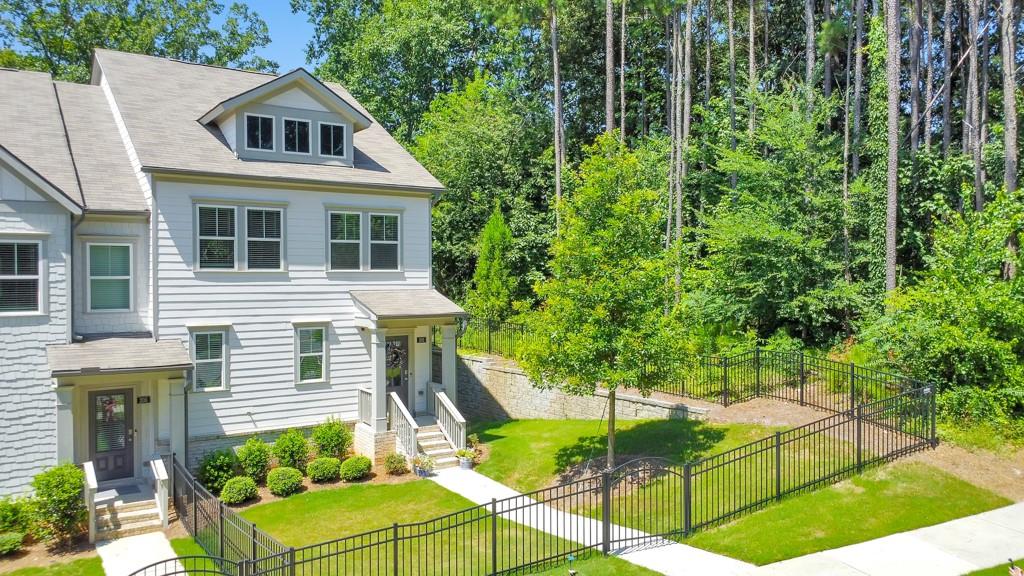 Towne Lake Hills - Residential