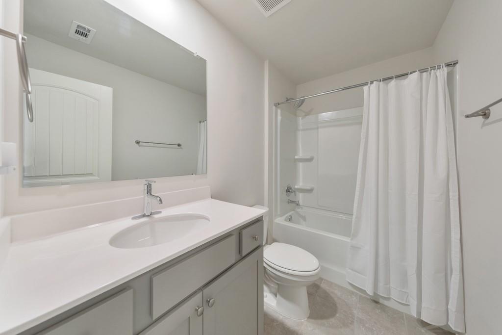 Towne Lake Hills - Residential