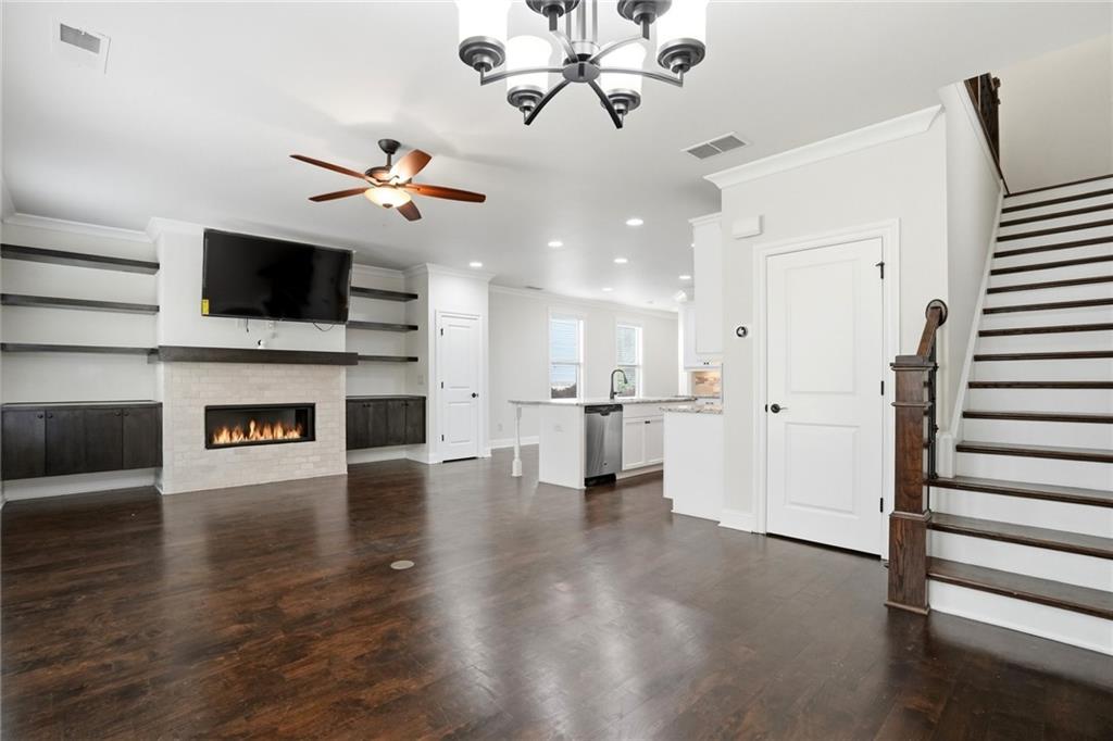 3920 Glenview Club Lane