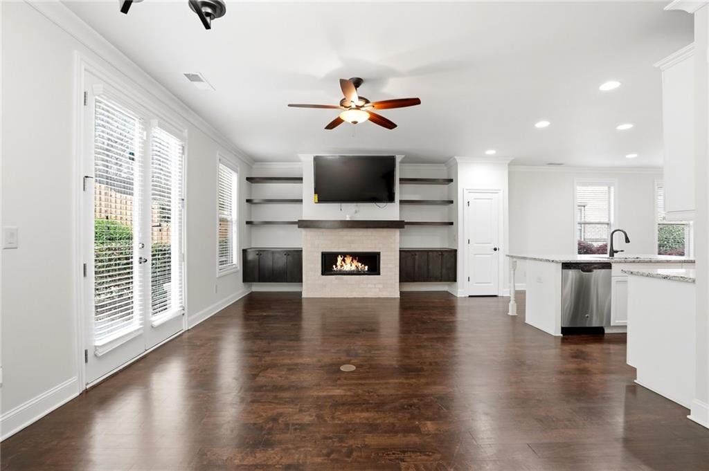 3920 Glenview Club Lane