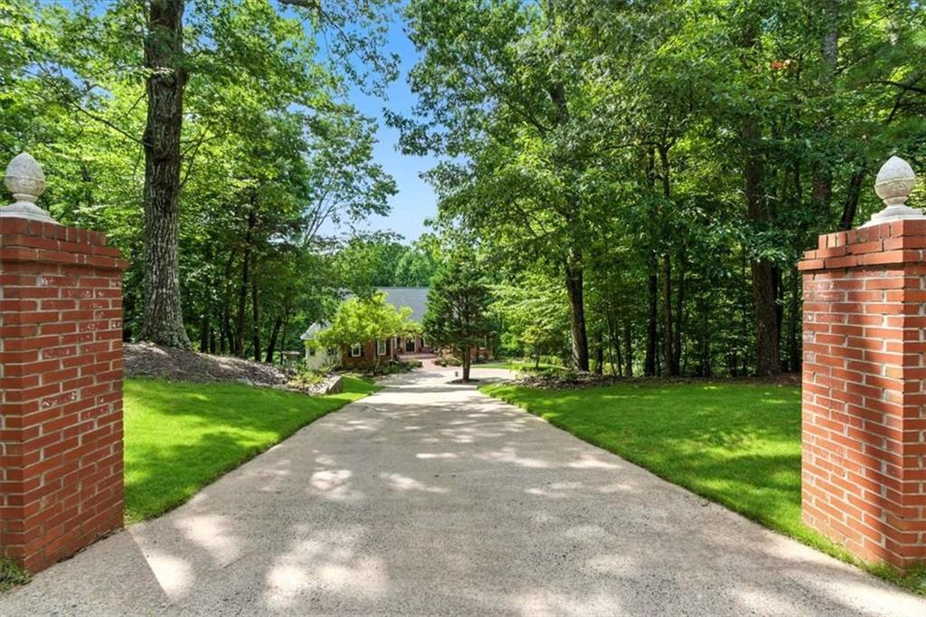 Falls of Cherokee - Residential