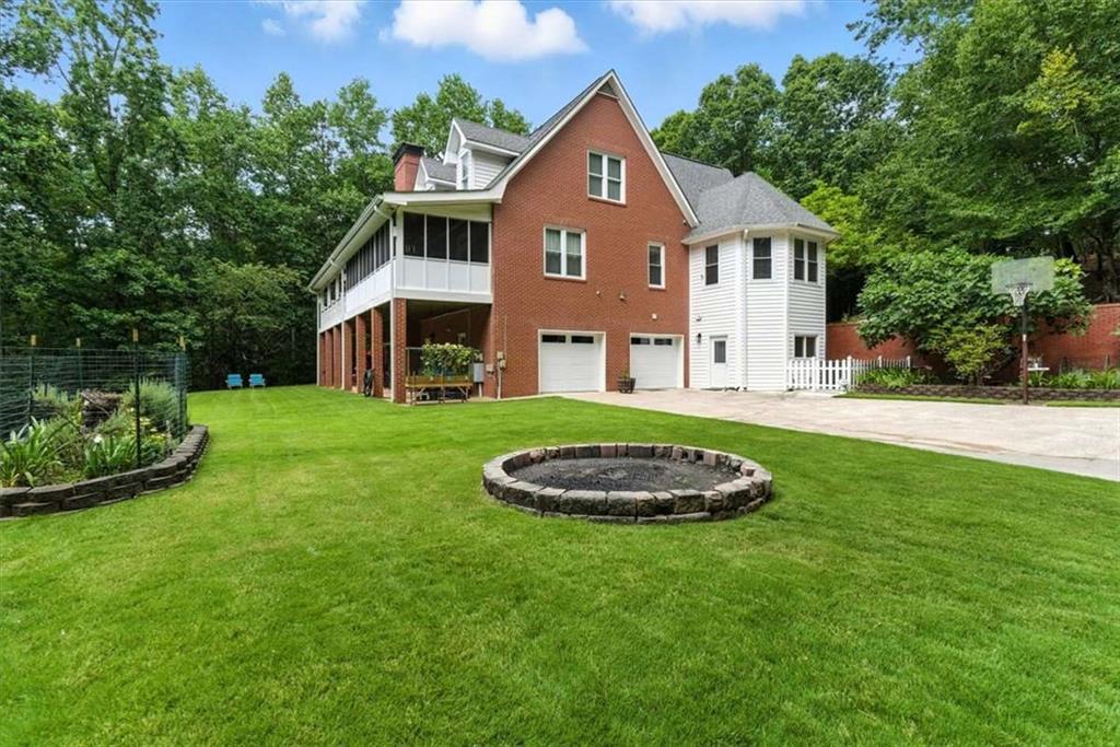Falls of Cherokee - Residential