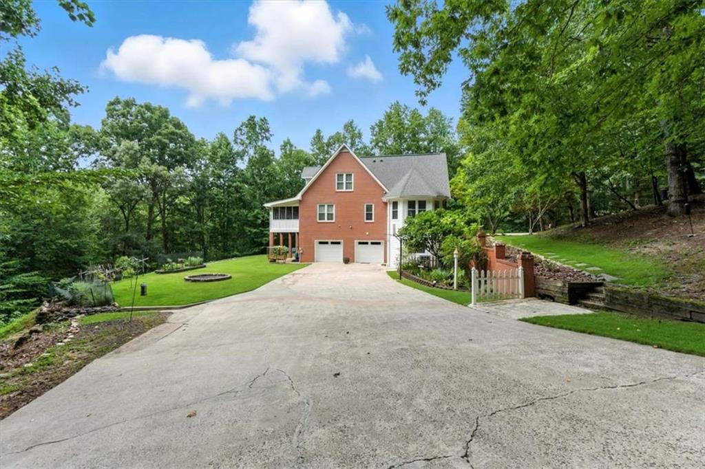 Falls of Cherokee - Residential