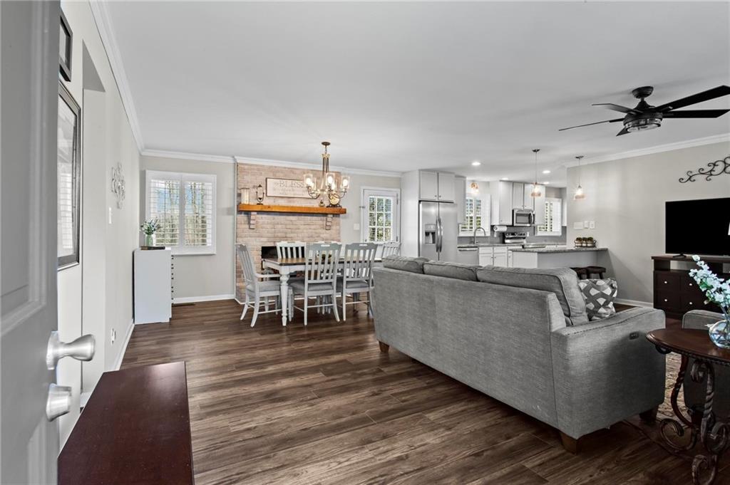 2332 Shire Court