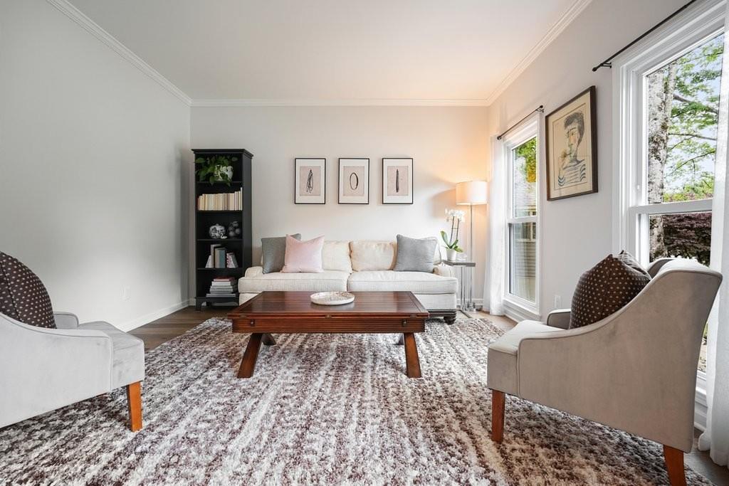 755 Briars Bend