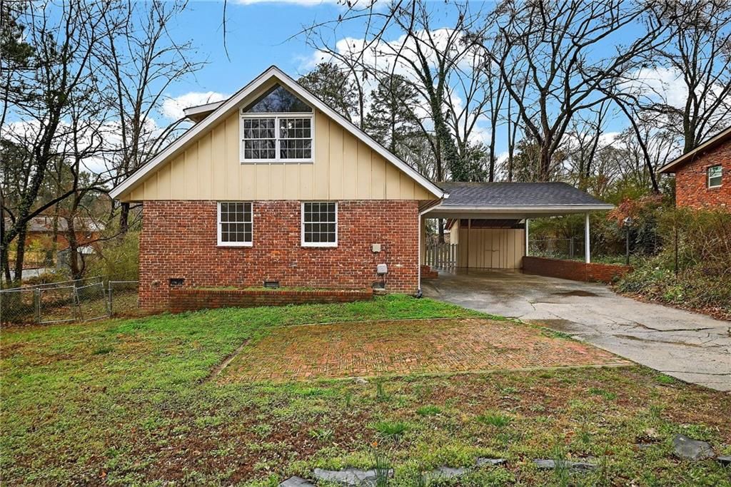 Photo of 2514 Sunny Lane SE, Marietta, GA 30067 (MLS # 7727703)