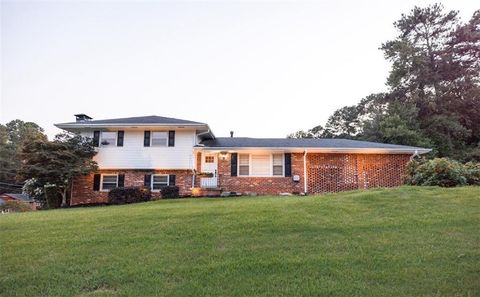 1926 Brocken Way Tucker GA 30084