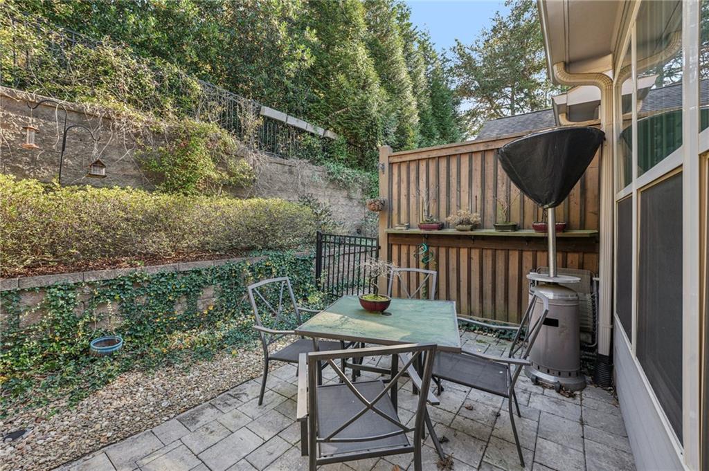 Soleil Laurel Canyon - Residential