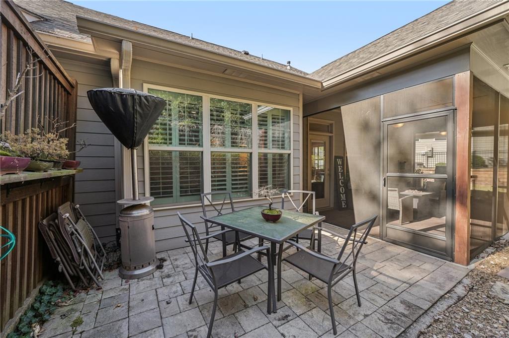 Soleil Laurel Canyon - Residential